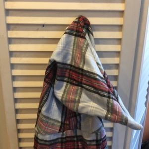 Baby/toddle 12m-2T plaid cape, cute gnome style